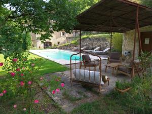 Maisons de vacances Independent Wing Of A Farmhouse In The Luberon : photos des chambres
