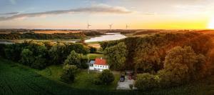 Country House With Fjord Views At Harre Vig