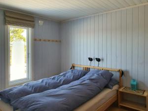 Nature-Close Cabin In Tranquil Mountain Area
