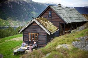 Unique Cabin Between Fjord, Waterfall And Mountain