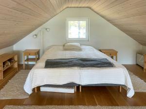 Archipelago House With Sea View On Björkö