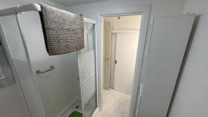 Estilo confort en Los Boliches con piscina parking