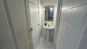 Estilo confort en Los Boliches con piscina parking