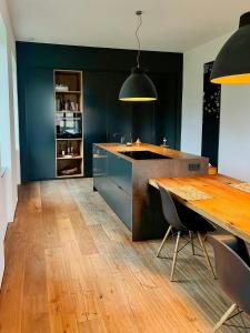 Renovated Farmhouse Half In The Trierer Heide