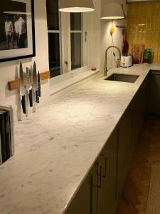 Beach House With Access To Sandy Beach
