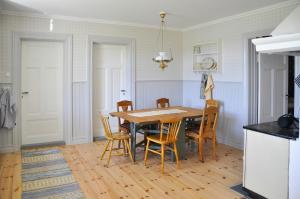 Sekelskifteshus Nära Vikarn Med Fiske Och Vandring