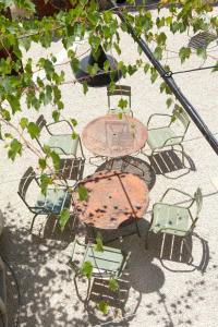 Maisons de vacances Artists Retreat In Historic Belvezet Farmhouse : photos des chambres