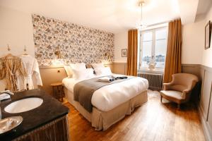 B&B / Chambres d'hotes les chambres des gabariers, les pieds dans l-eau : photos des chambres