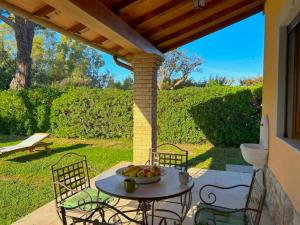 Villa With Mediterranean Garden In Castiglione