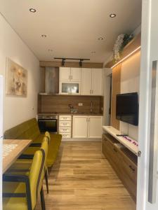 Marina Wave apartments
