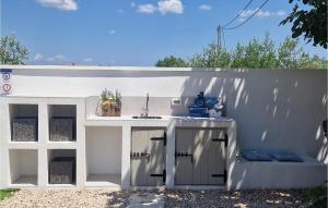 Awesome Home In Polaca With Kitchen