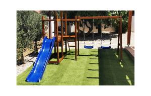 Awesome Home In Polaca With Kitchen