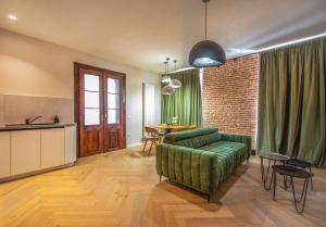 Hans Benkner Aparthotel - Premium Apartments in Old Town