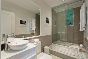 Historical Corner by Upperground