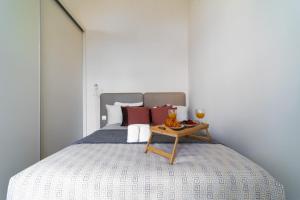 Heart of Porto by Upperground