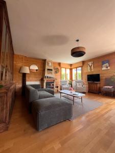 Chalets Le Chalet Charmette vue montagnes : photos des chambres