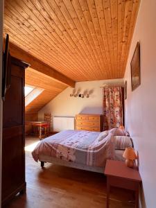 Chalets Le Chalet Charmette vue montagnes : photos des chambres