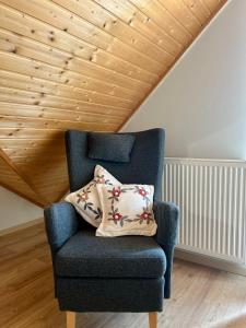 Chalets Le Chalet Charmette vue montagnes : photos des chambres