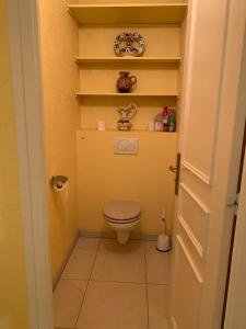 110m2 les pieds dans leau terrasse front de mer