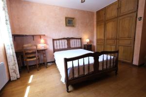 First floor of a typical house close to Aix en Provence 6 personnes