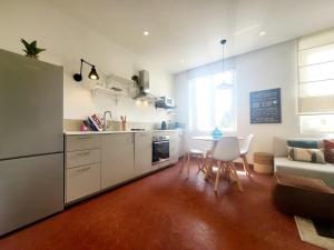 LIsnard 2 - T2 Climatisé dans le Vieil Antibes