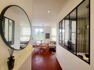 LIsnard 2 - T2 Climatisé dans le Vieil Antibes