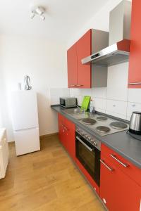 Ideal für Monteure 3 Zimmer Apartment mit Küche, Waschmaschine, Bad, WiFi, Flat TV usw