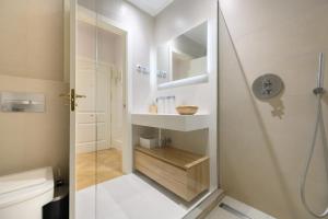 Luxury apartment in the center of Madrid REI251
