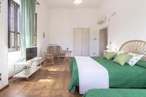 Historic Farmhouse Among Olive Groves Near The Sea