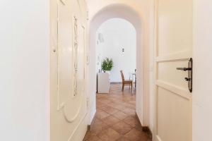 Historic Farmhouse Among Olive Groves Near The Sea