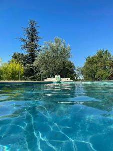 Tranquil Cottage With Views Of Mont Ventoux