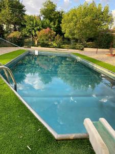 Maisons de vacances Tranquil Cottage With Views Of Mont Ventoux : photos des chambres