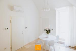 Residenza Nina Old Town Gem