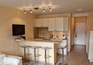 Charmant studio Deauville, proche plage avec parking privé