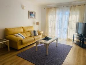 Pueblo Los Olivos, Riviera del Sol