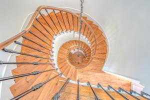 Historic Villa In Arcachon With Heated Pool