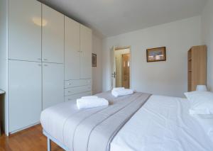 Lovely two-room apartment near Rho Fiera