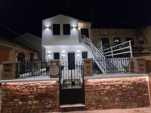 Mariam Rooms 2 Chios