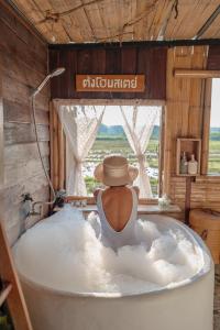 ต้งโฮมสเตย์ กลางทุ่งนา Local Homestay and View