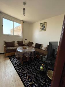 Spacious apartment with sea view