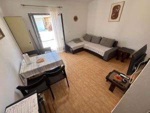 Apartment house RUSAN Vodice