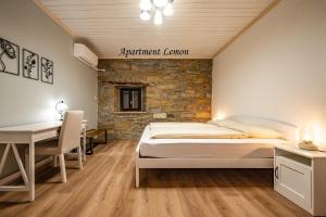 Istrian Stone House with big garden