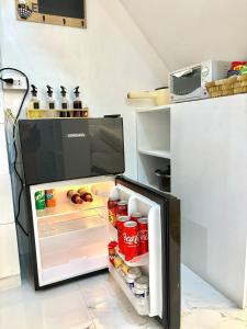 Budget Loft-type condo in Uptown CDO