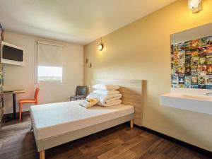 Hotels hotelF1 Annecy Argonay : photos des chambres