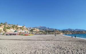 Cozy Home In Nerja With Wifi