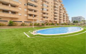 Amazing Apartment In Oropesa Del Mar