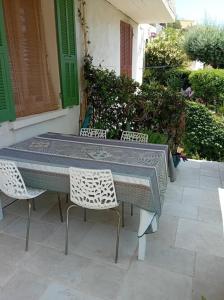 Appartements Appartement dans villa avec jardin privatif : Appartement 1 Chambre