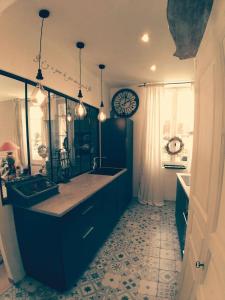 Appartement dans villa avec jardin privatif