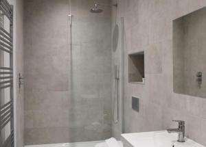 Didcot - Private Flat in Town Centre 15