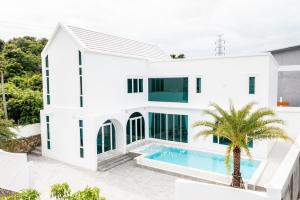 Montrio Pool Villa Pattaya, Thailand - 4hvězdičkové hotely ve městě Nong Prue